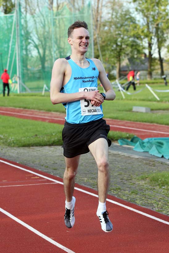 800 metres, 2021 North East Grand Prix No. 2, Monkton, Wednesday, May 19th. Photo: David T. Hewitson/Sports for All Pics